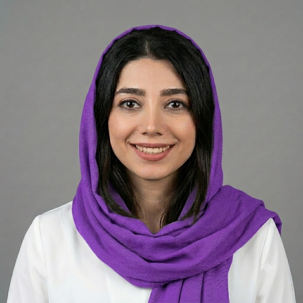 مریم پورمهدی مربی تخصصی هاتایوگا در استودیو یوگام تهران